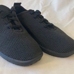 Arcopedico black mesh sneakers healthy footwear 42